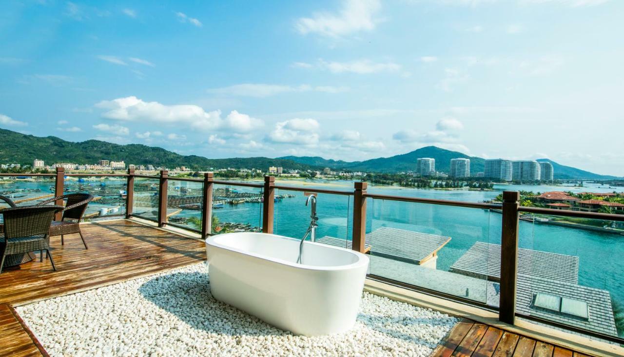 Wyndham Shenzhou Peninsula Hotel Wanning Exterior photo